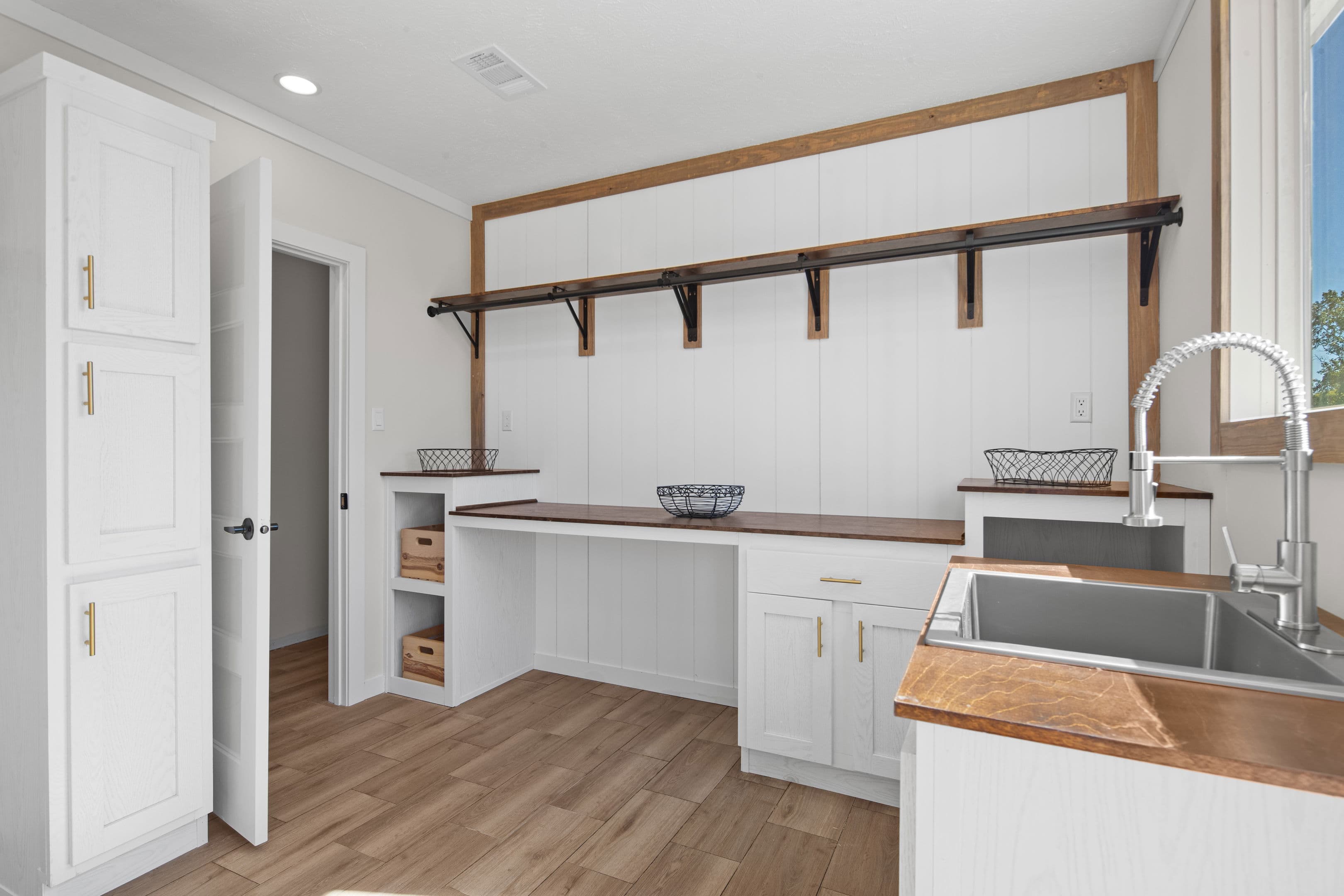 The twin creek interior home features