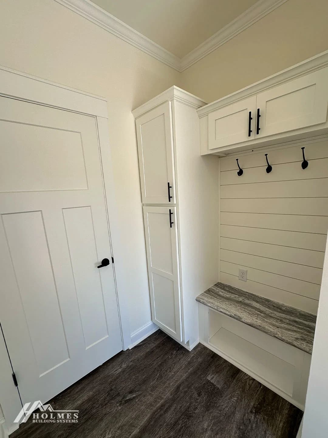 Caroline interior home features