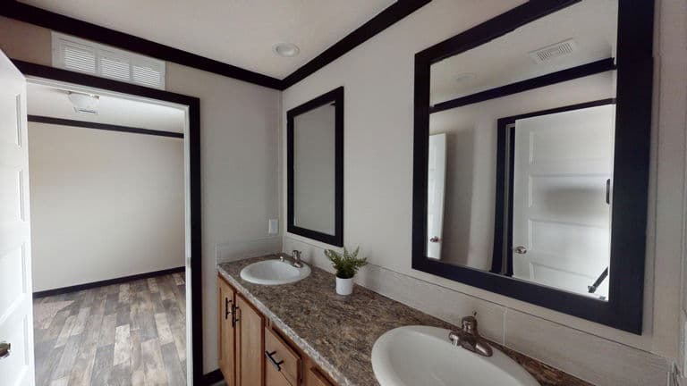 Banning 28724a bathroom home features