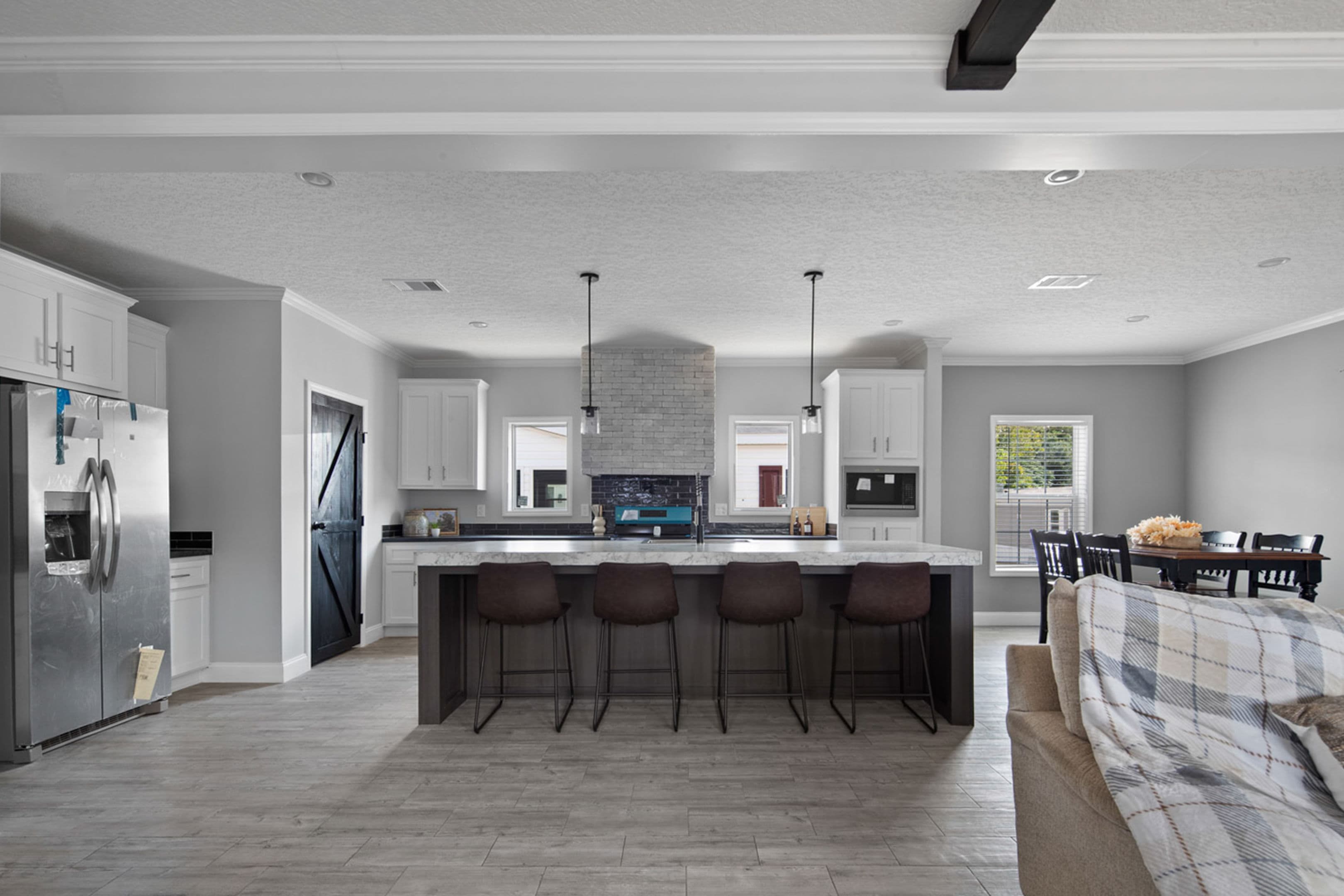 Destiny jones (inventory)  home features