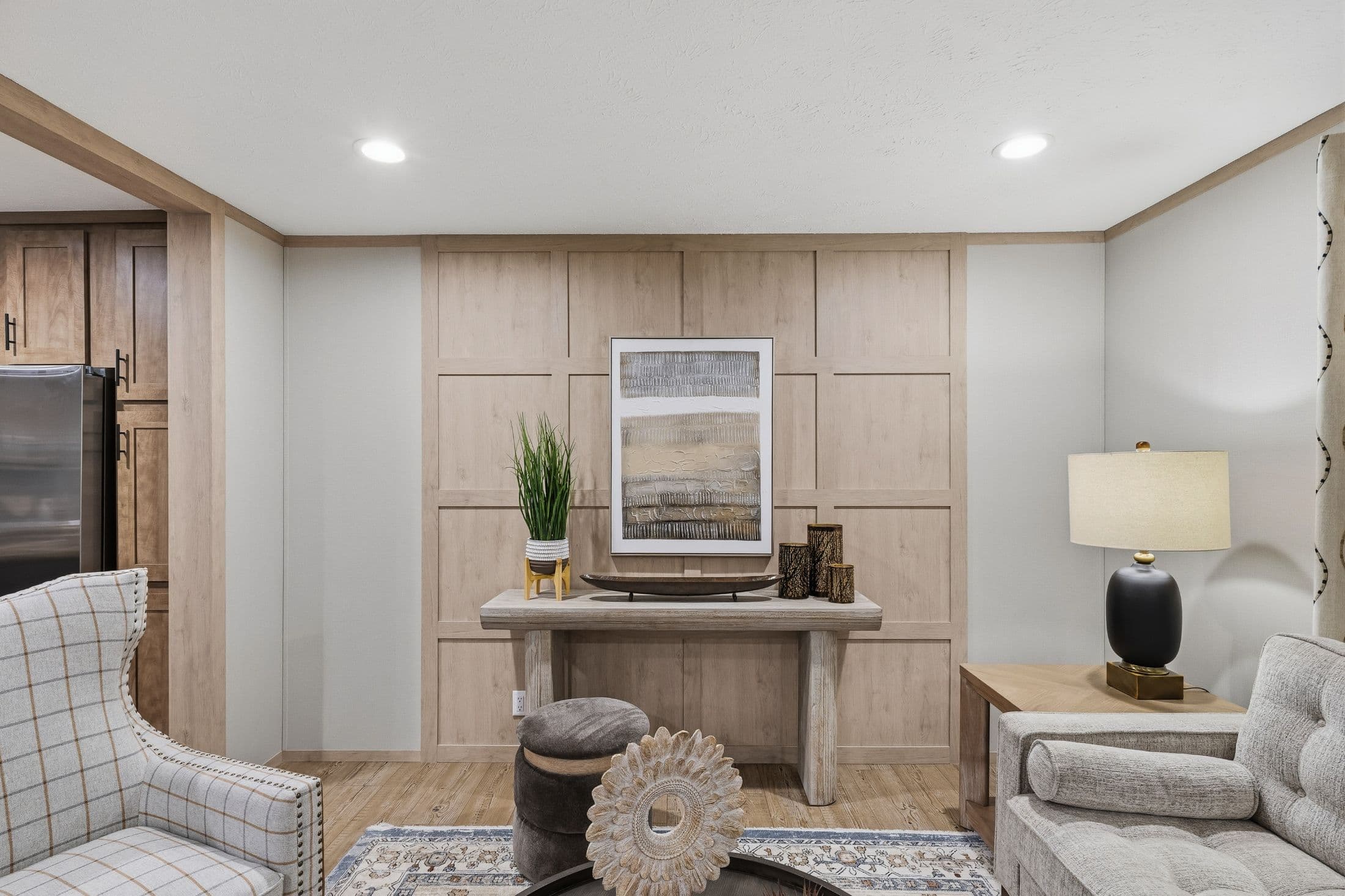 Expedition  home features