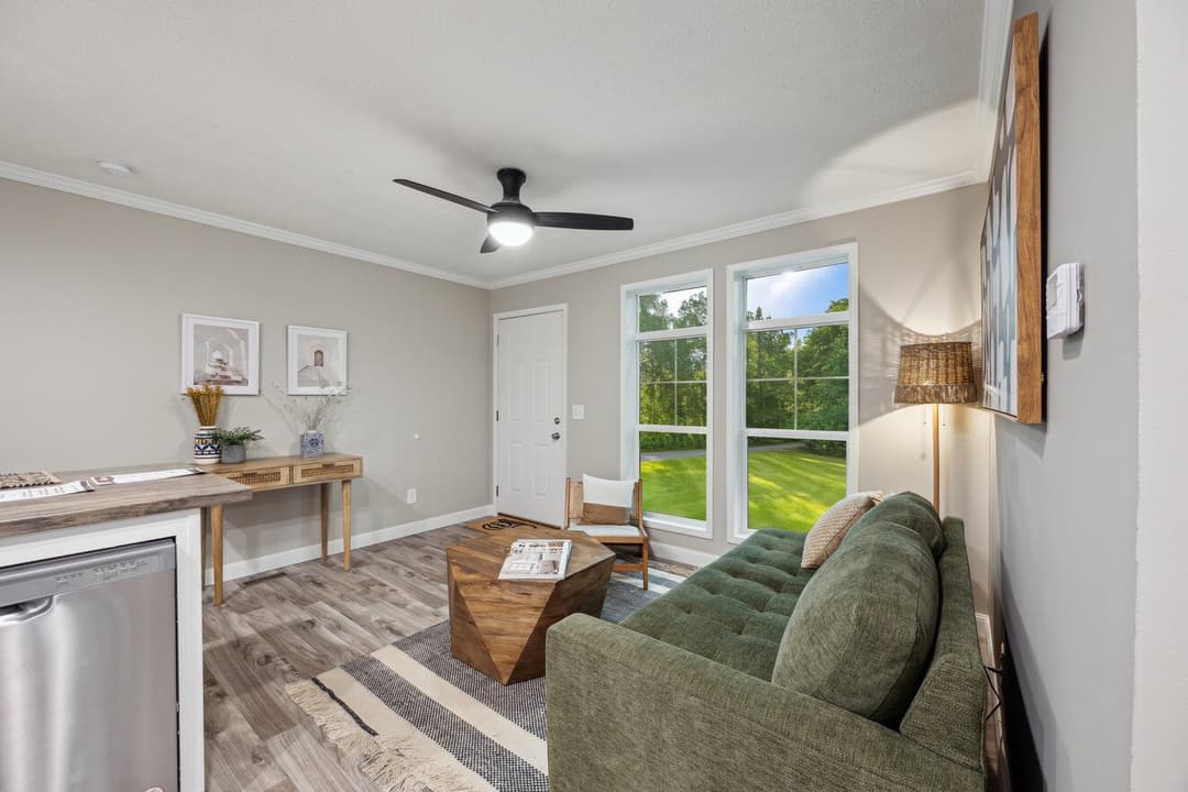 Blue ridge duplex interior home features