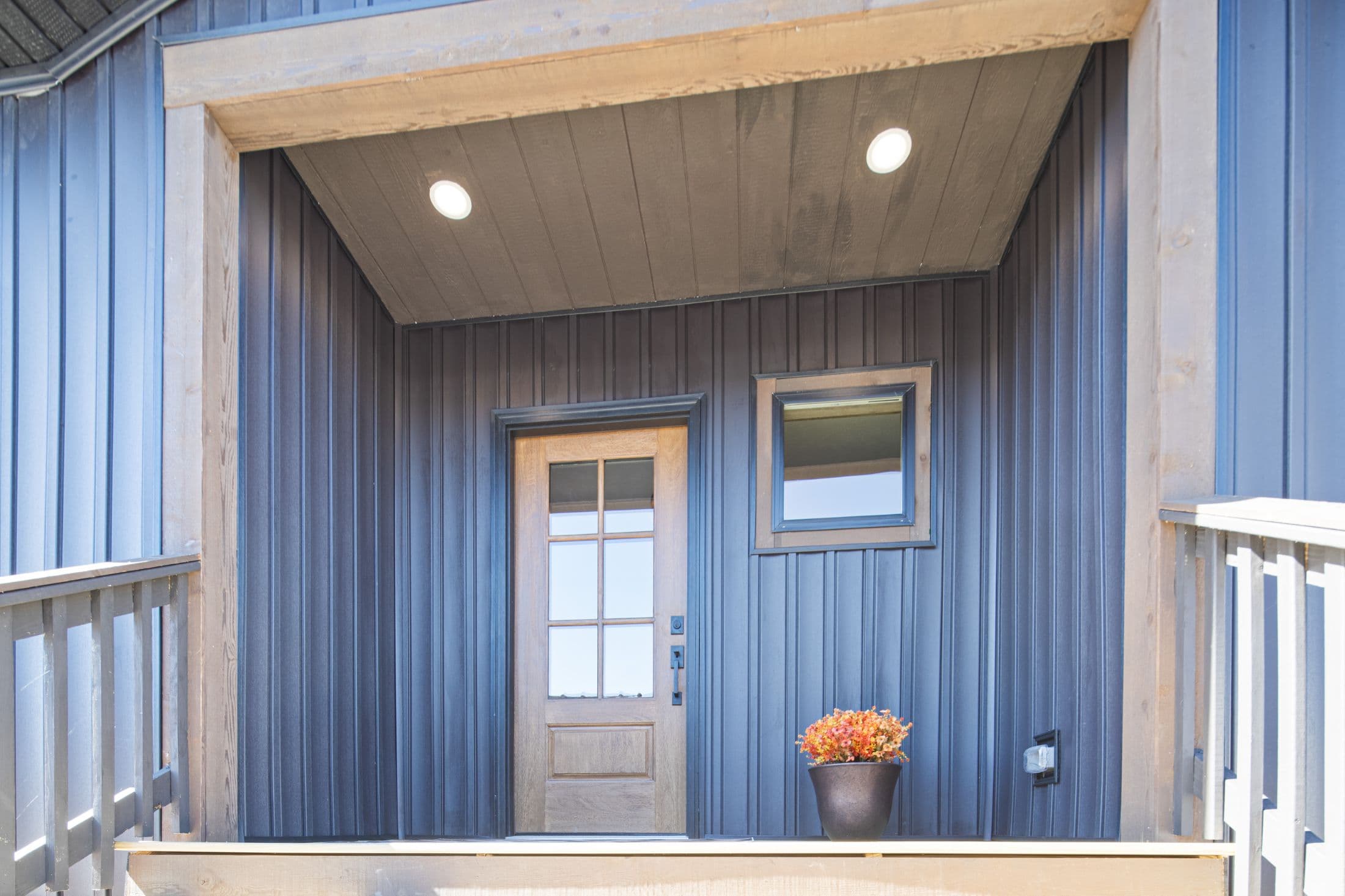 The low country exterior home features