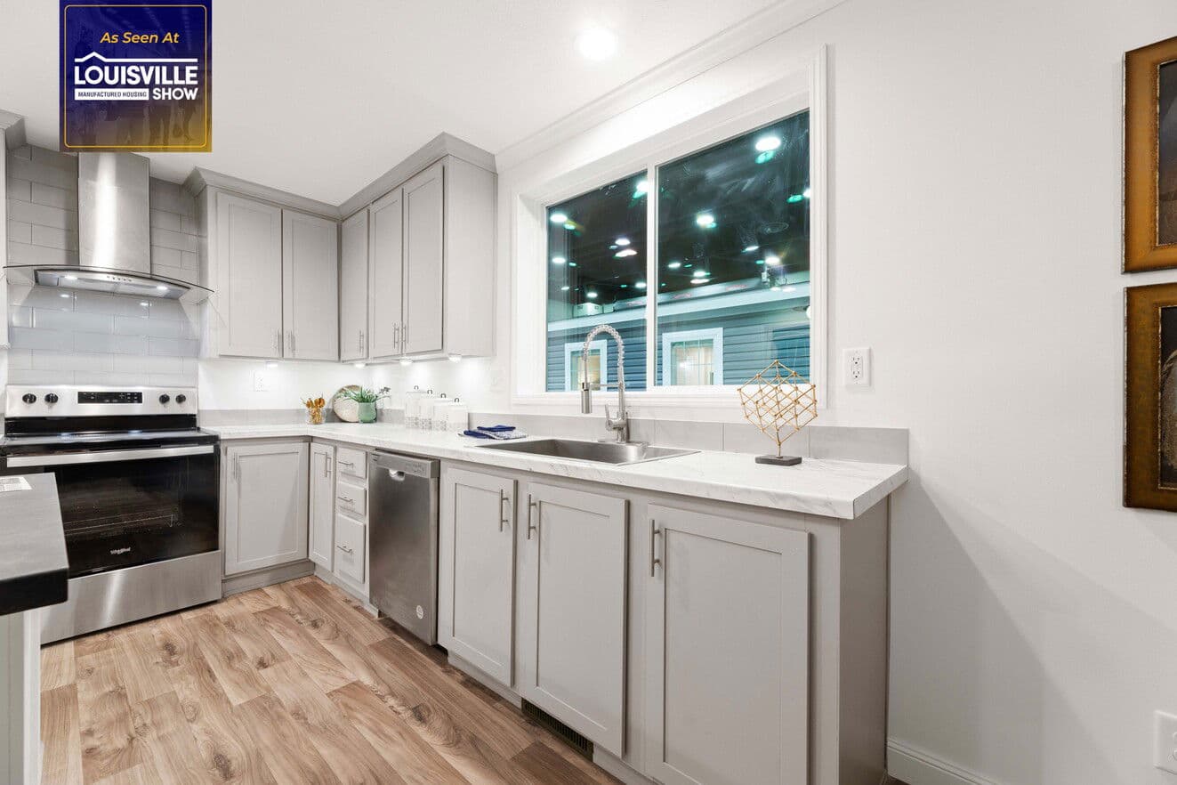 Palm harbor 16763t kitchen home features