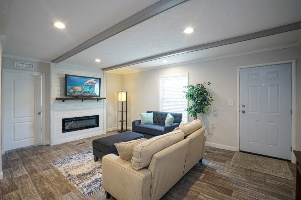 Palm harbor 28563t interior home features