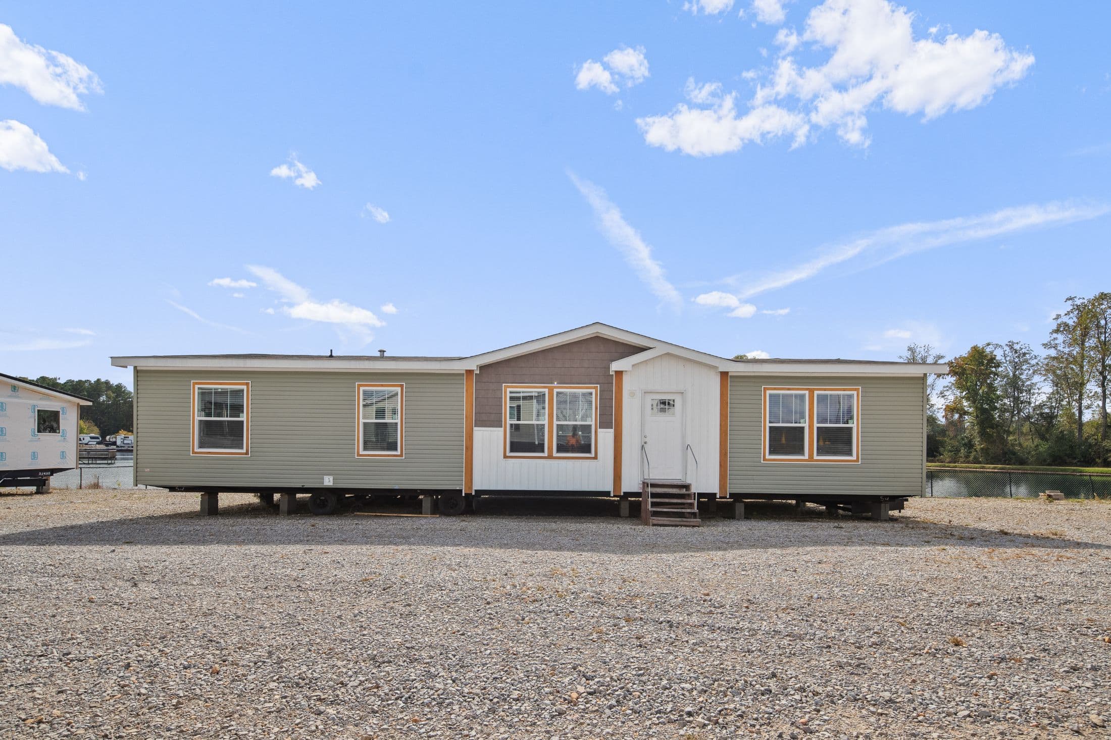 The little creek exterior home features