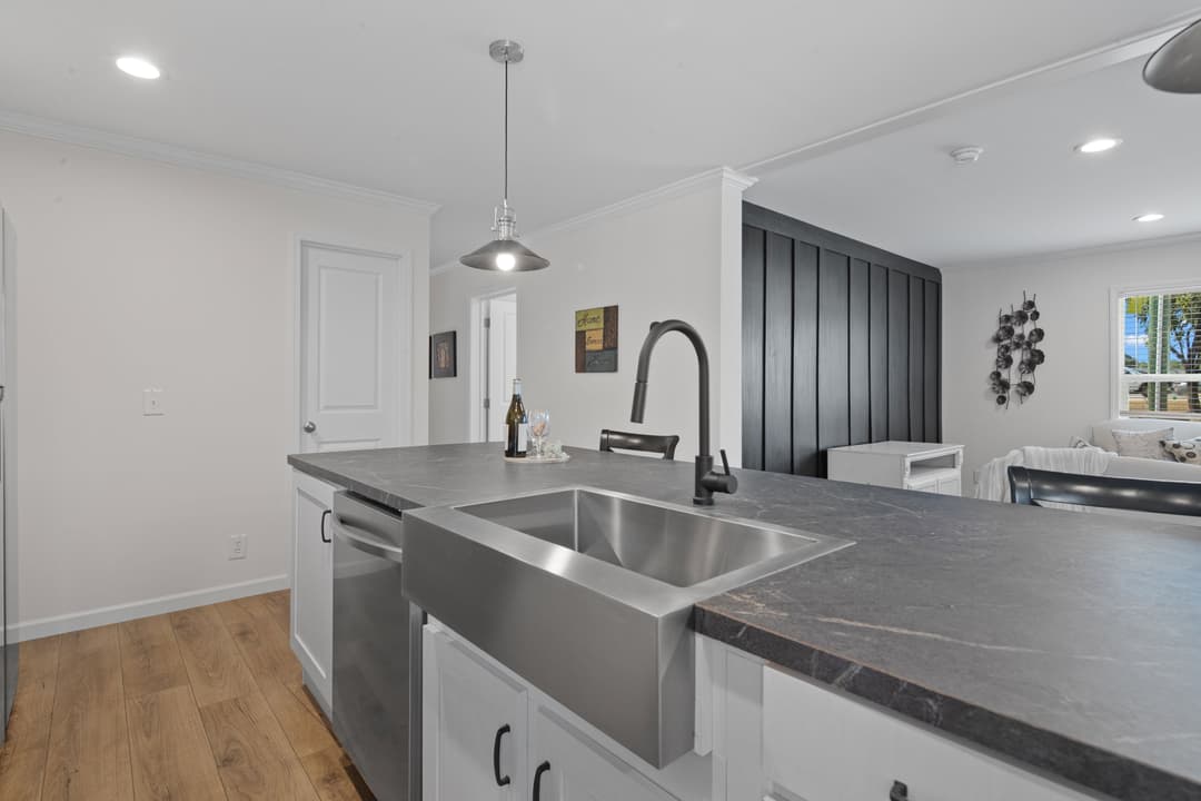 Birdie (inventory) kitchen home features