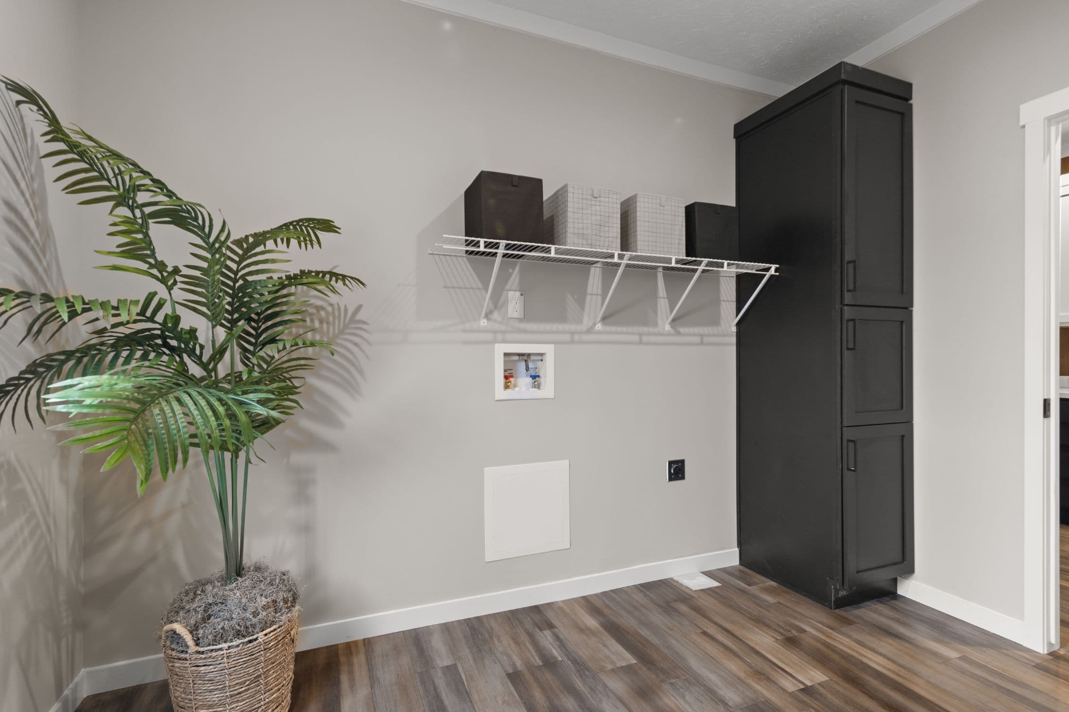 The altitude 1  home features