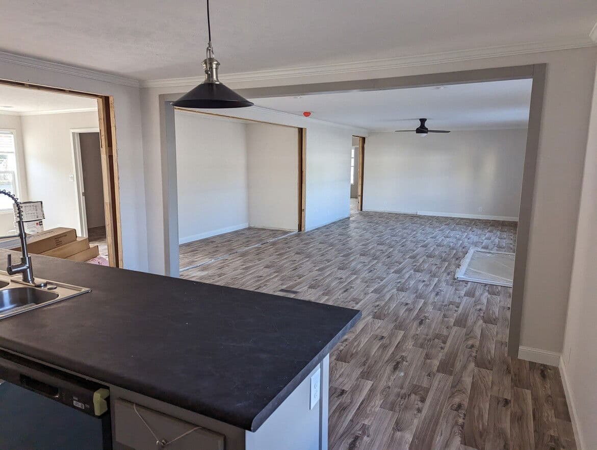 Cavco 32764c interior home features