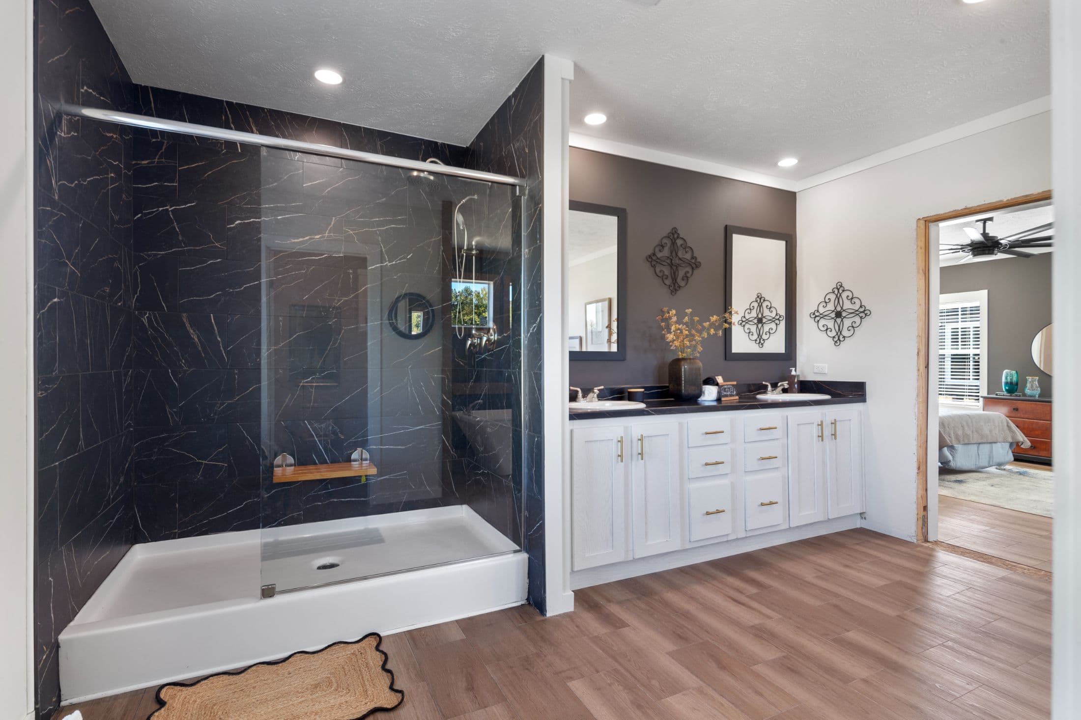 The twin creek interior and bathroom home features