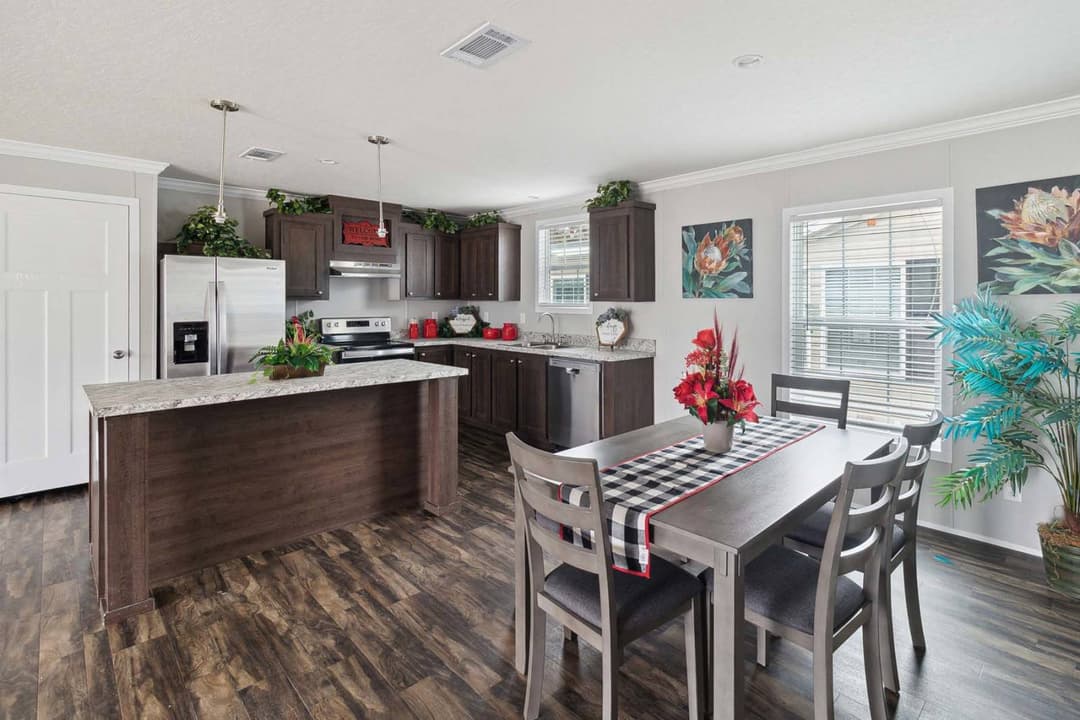 Home run 3272228 kitchen home features