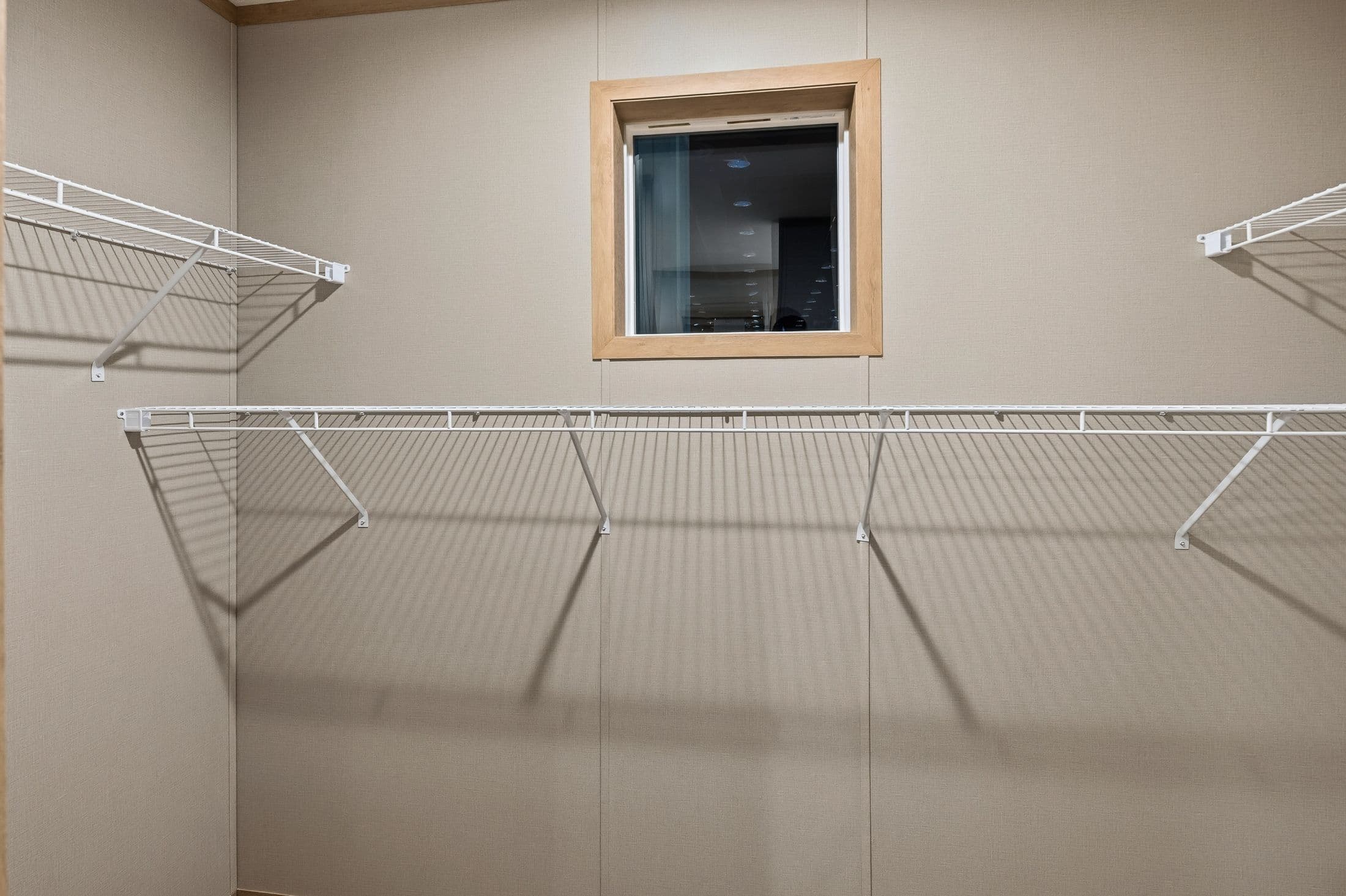 Expedition  home features
