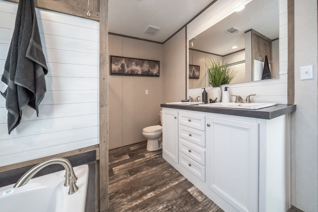 Riverhaven bathroom home features